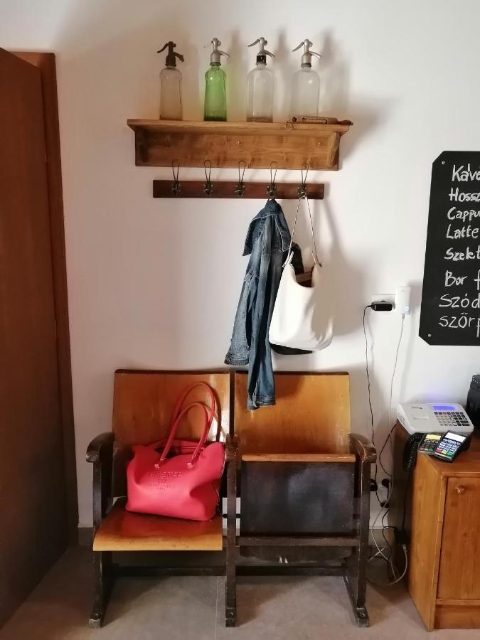 Aracsi Vendeghaz Hotel Balatonfüred Buitenkant foto