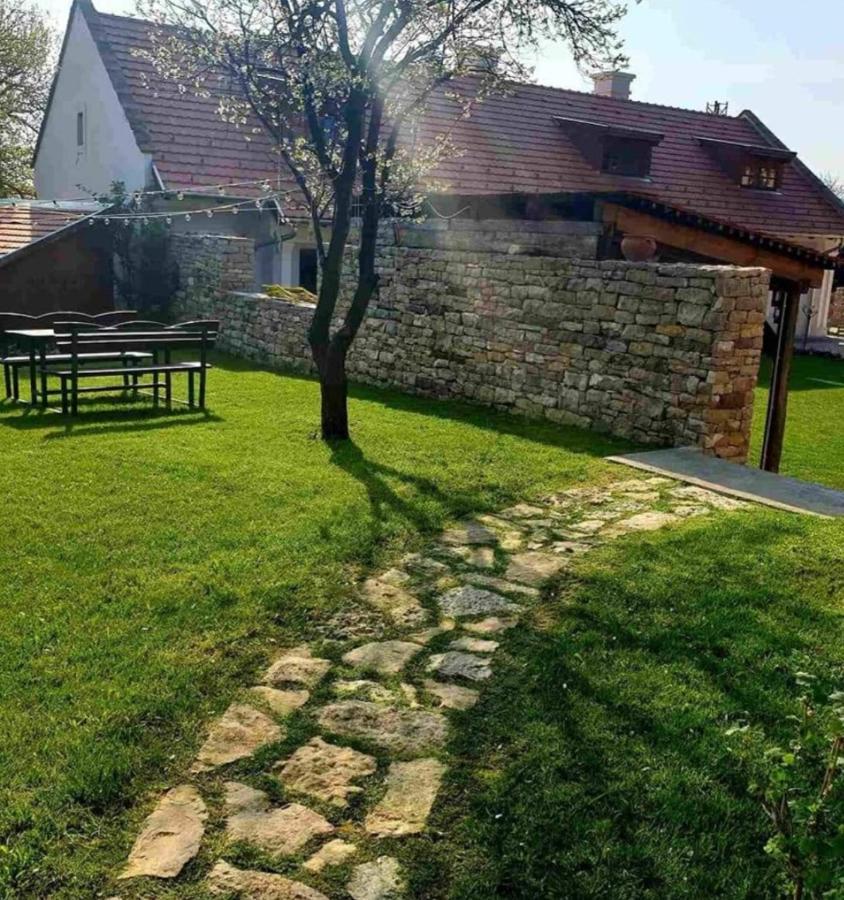 Aracsi Vendeghaz Hotel Balatonfüred Buitenkant foto