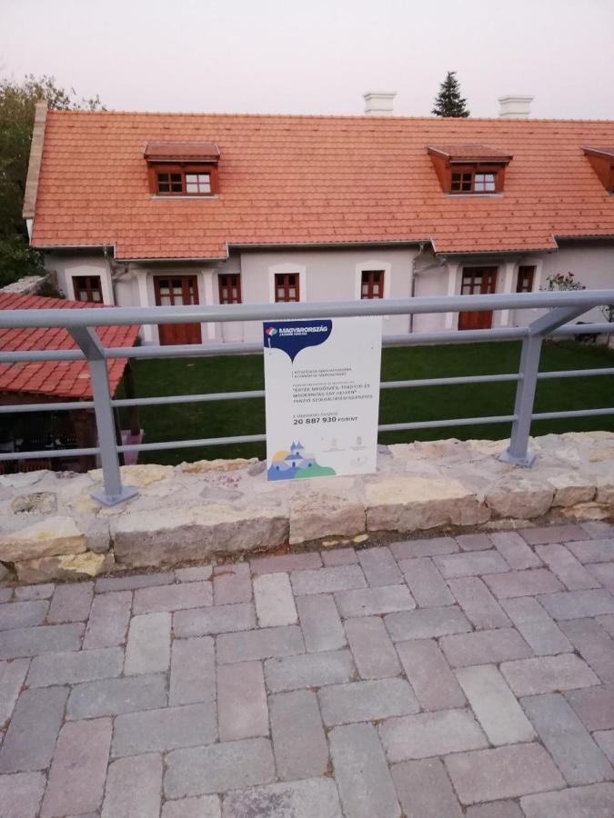Aracsi Vendeghaz Hotel Balatonfüred Buitenkant foto
