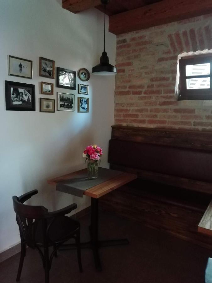 Aracsi Vendeghaz Hotel Balatonfüred Buitenkant foto